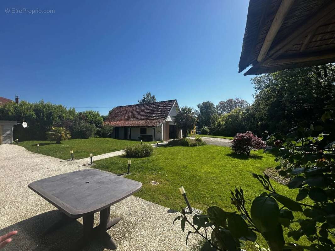 Maison à ZOTEUX