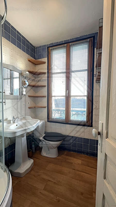 Maison à VILLENEUVE-LES-SABLONS