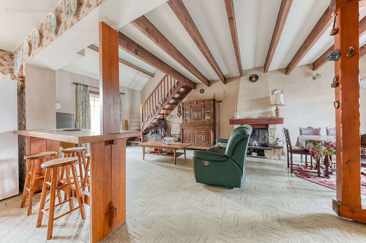 Maison à PONTAULT-COMBAULT