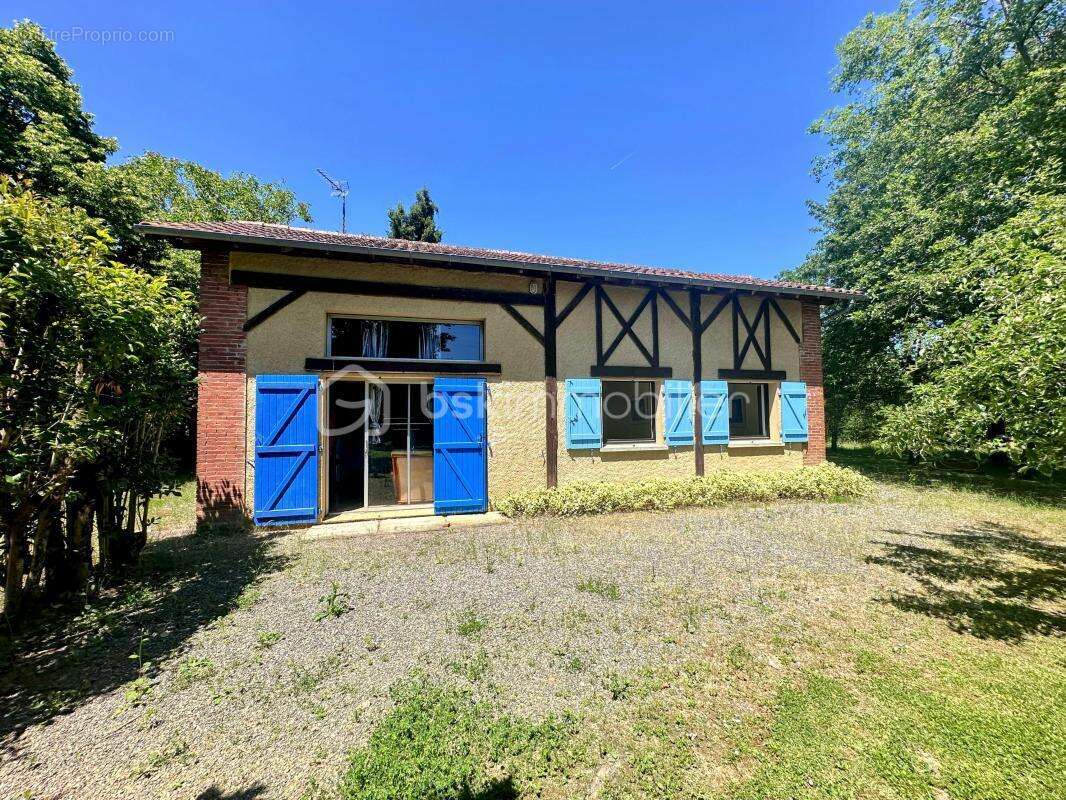 Superbe domaine gersois avec deux maisons, idéale pour de la location ou pour une activité type chambre d'hôtes ou autre - photo 25