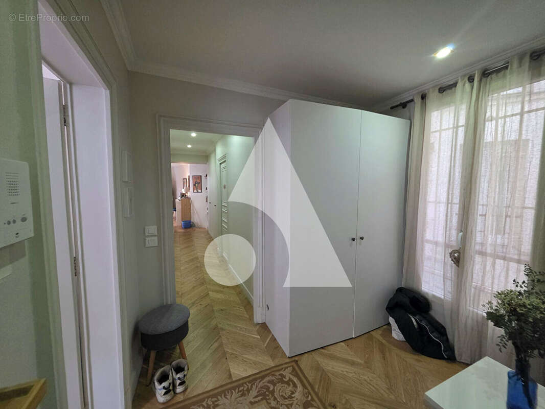 Appartement à PARIS-4E