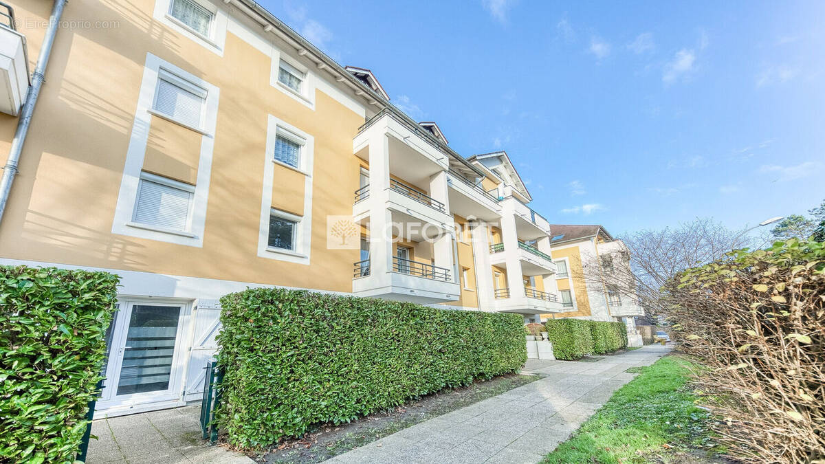 Appartement à ROISSY-EN-BRIE