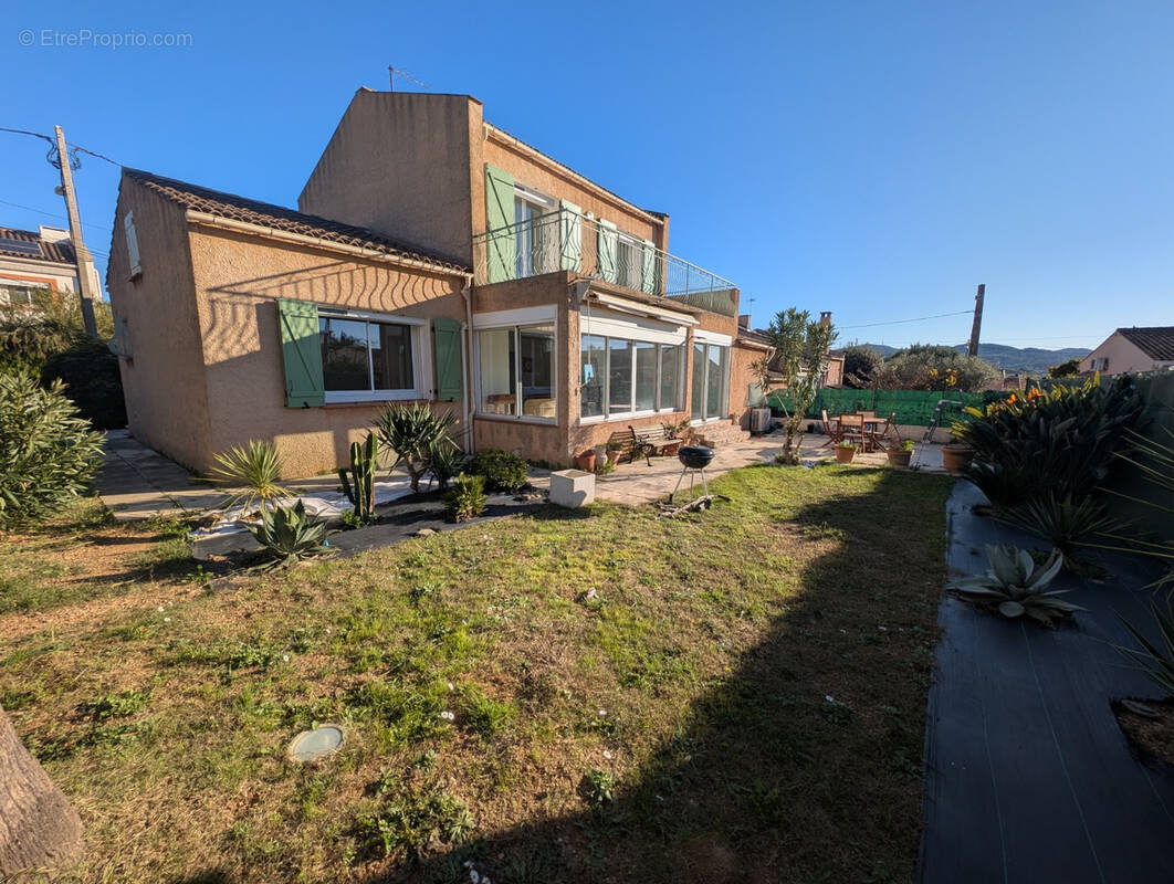 Maison à SIX-FOURS-LES-PLAGES