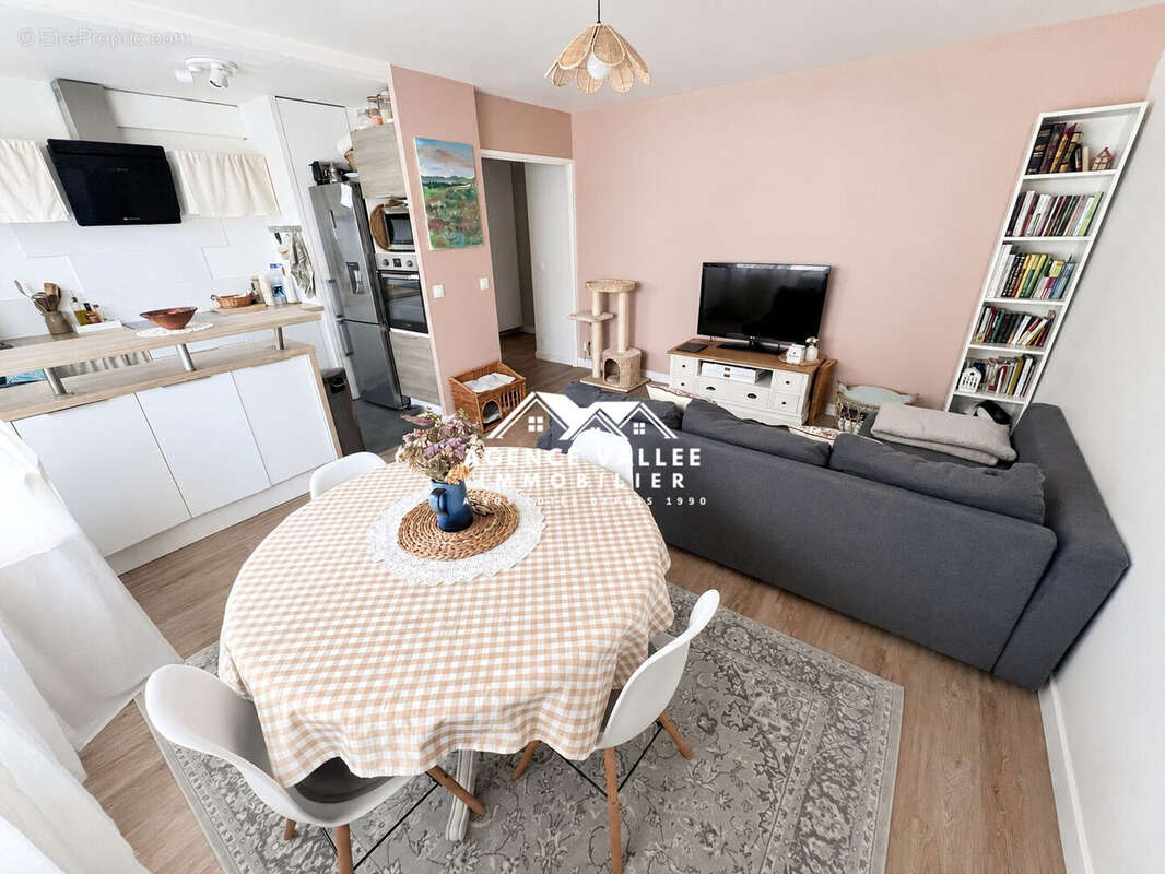 Appartement à CORBEIL-ESSONNES