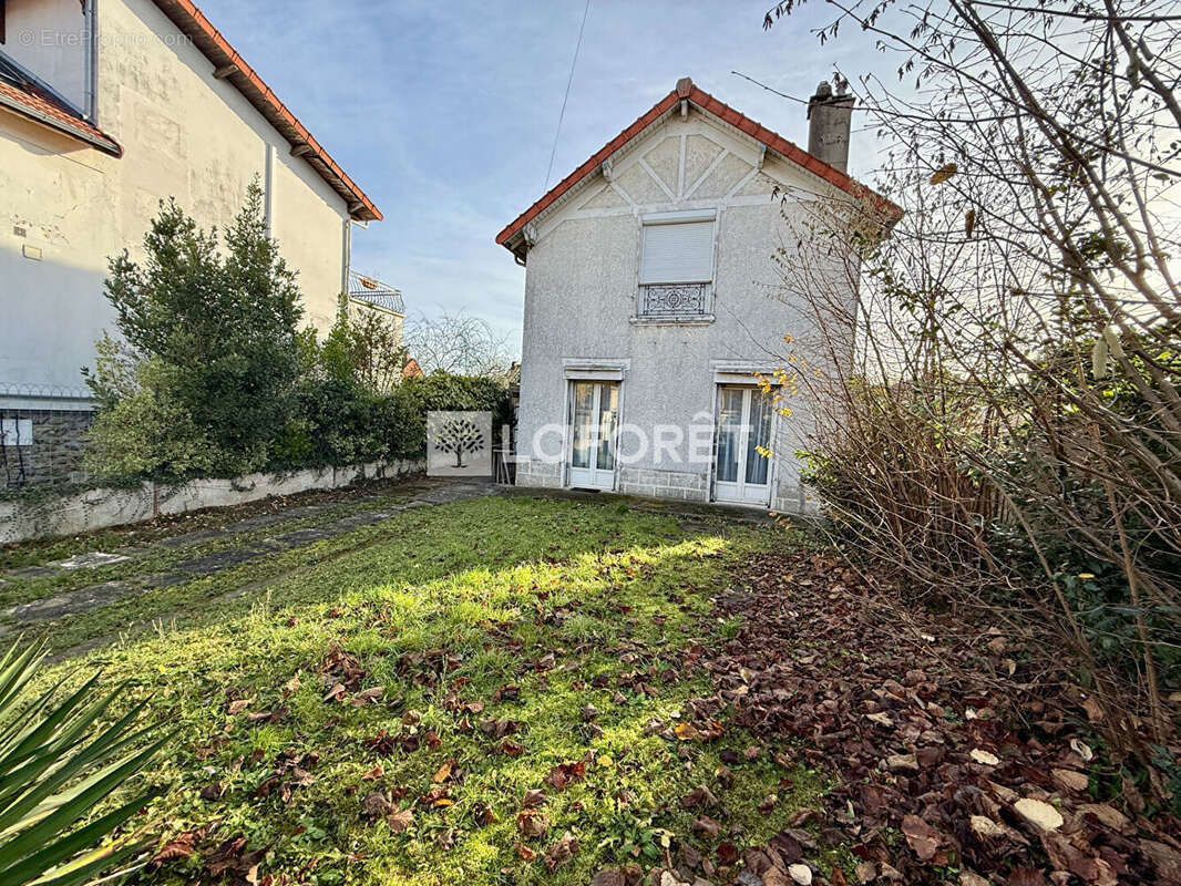 Maison à JUVISY-SUR-ORGE