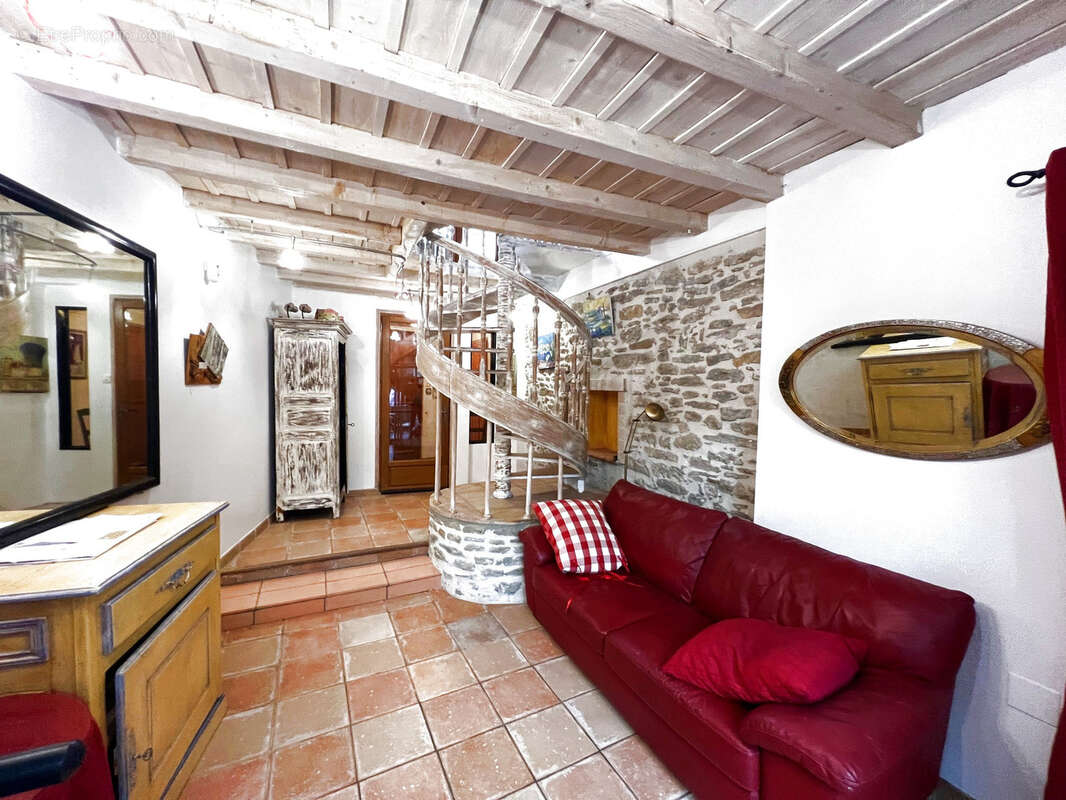 Maison à LA LIVINIERE