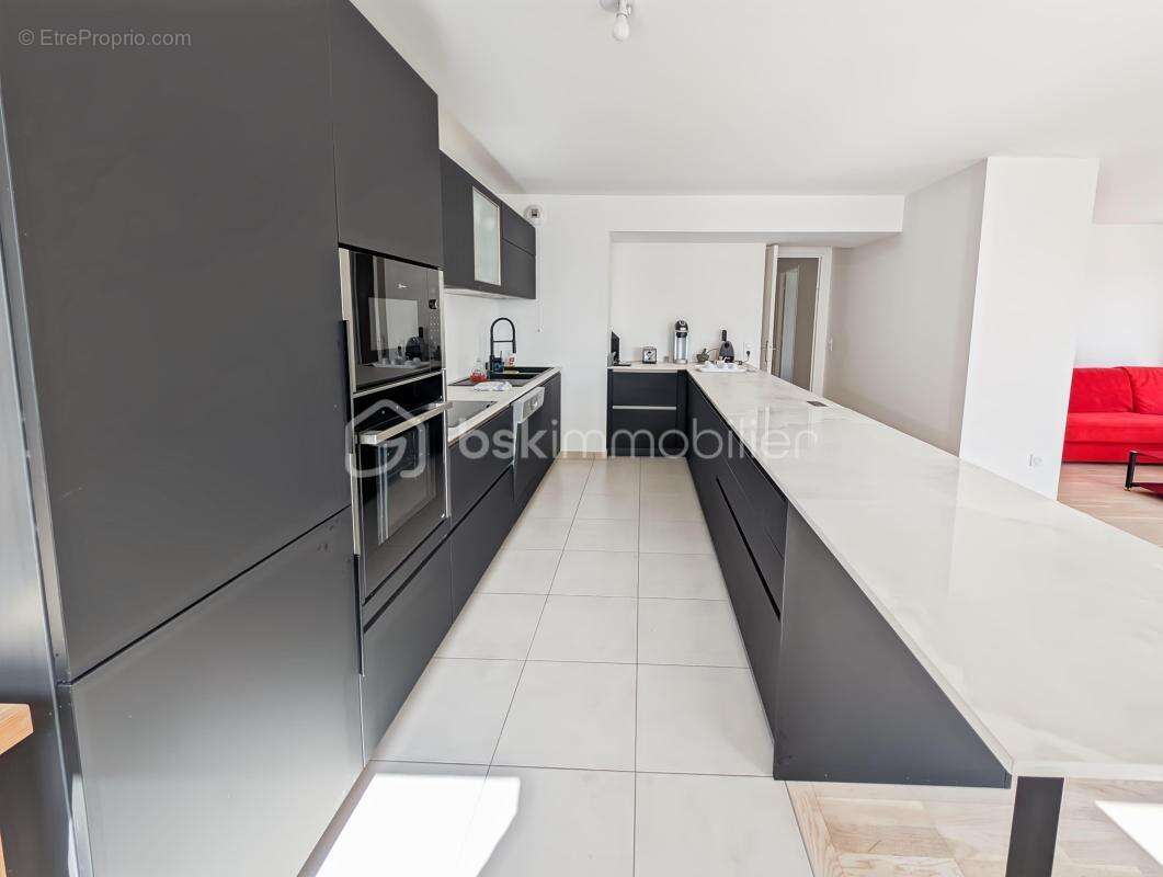 Appartement 4 pièces 81m2 avec 2 chambres & balcon - photo 4