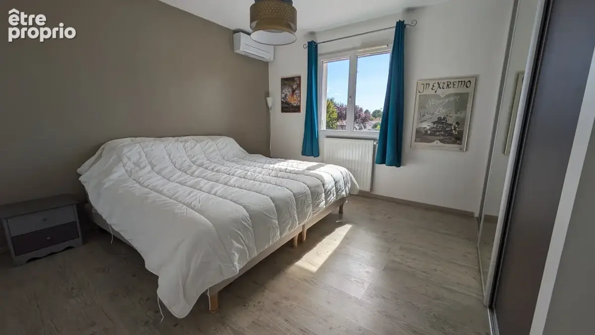 Villa avec 4 chambres, 1 bureau, 1 garage sur 1810m2 de terrain - photo 10