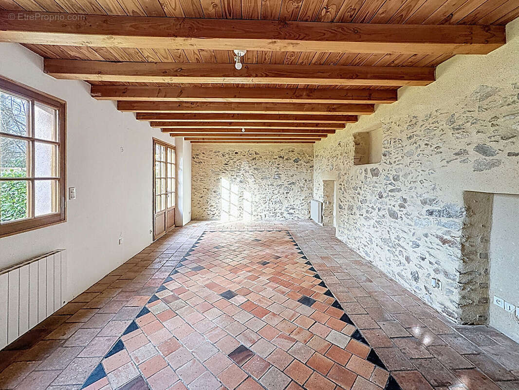 Maison à THOUARCE