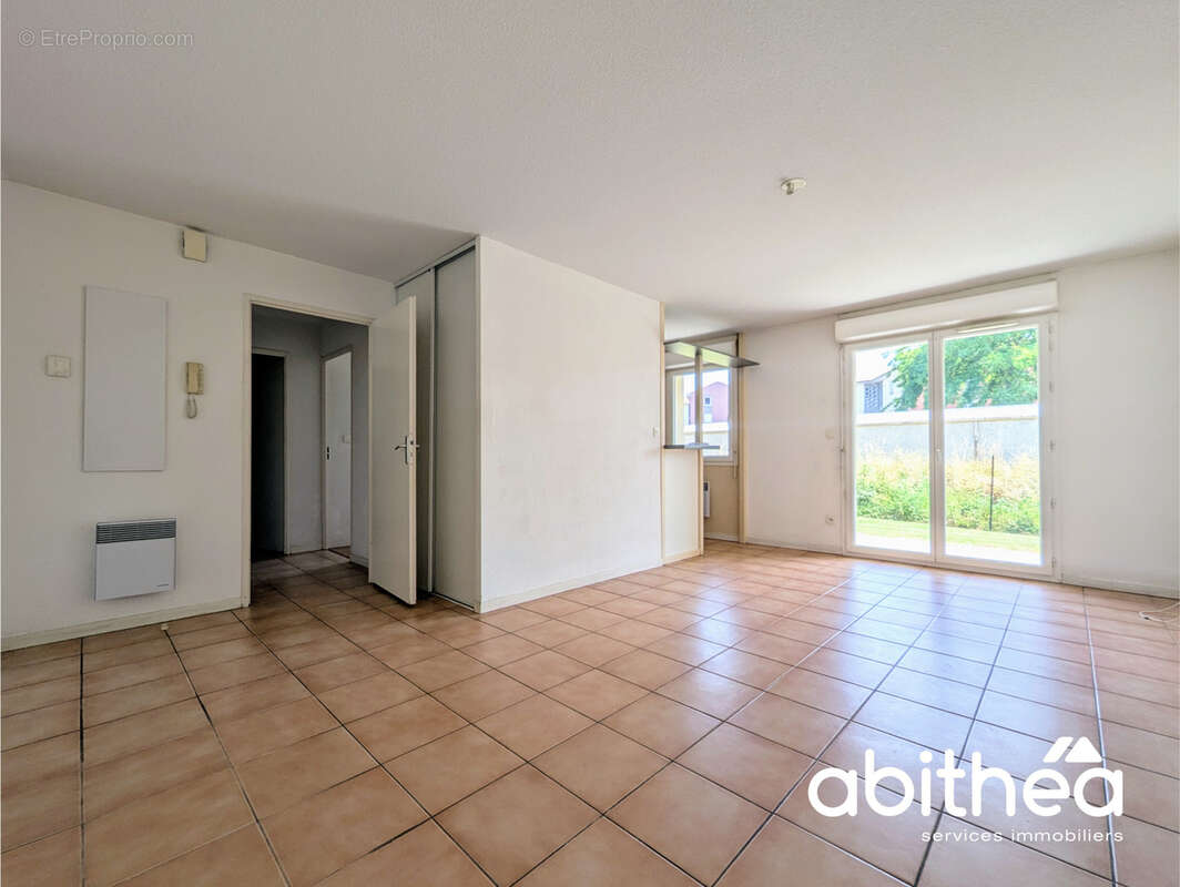 Appartement à COUTRAS