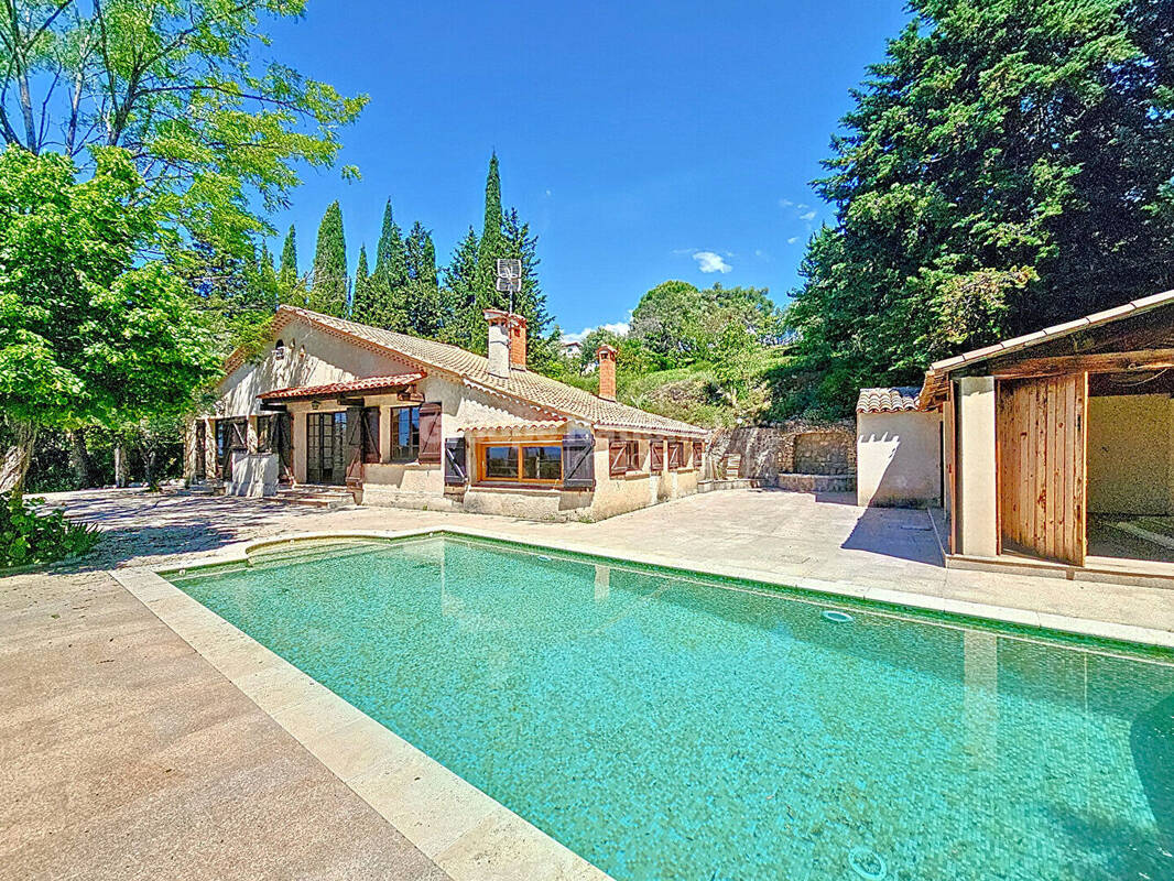 Maison à CALLIAN
