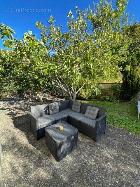 Maison à JOUY-MAUVOISIN