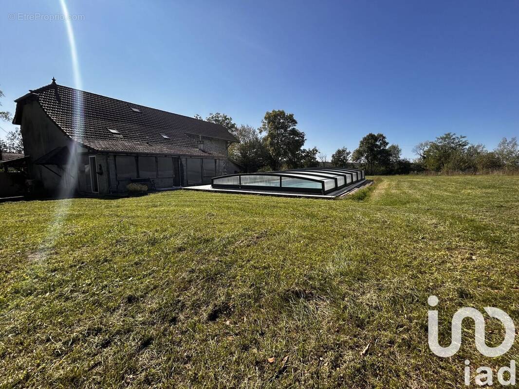 Photo 1 - Maison à BOUVESSE-QUIRIEU