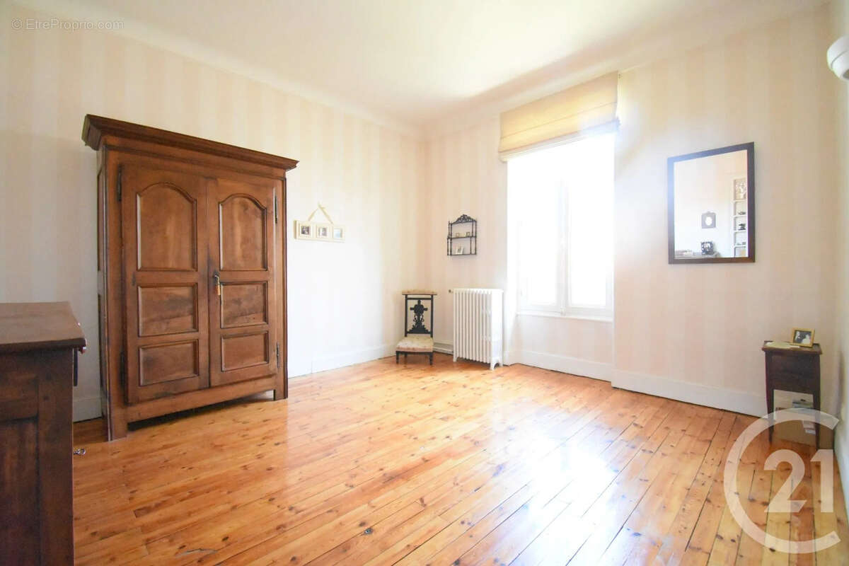 Maison à VICHY