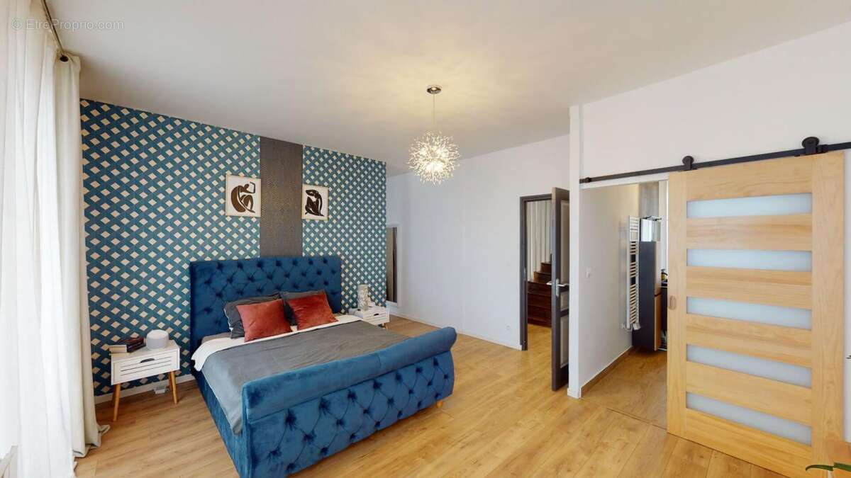 Maison à SAINT-SATUR