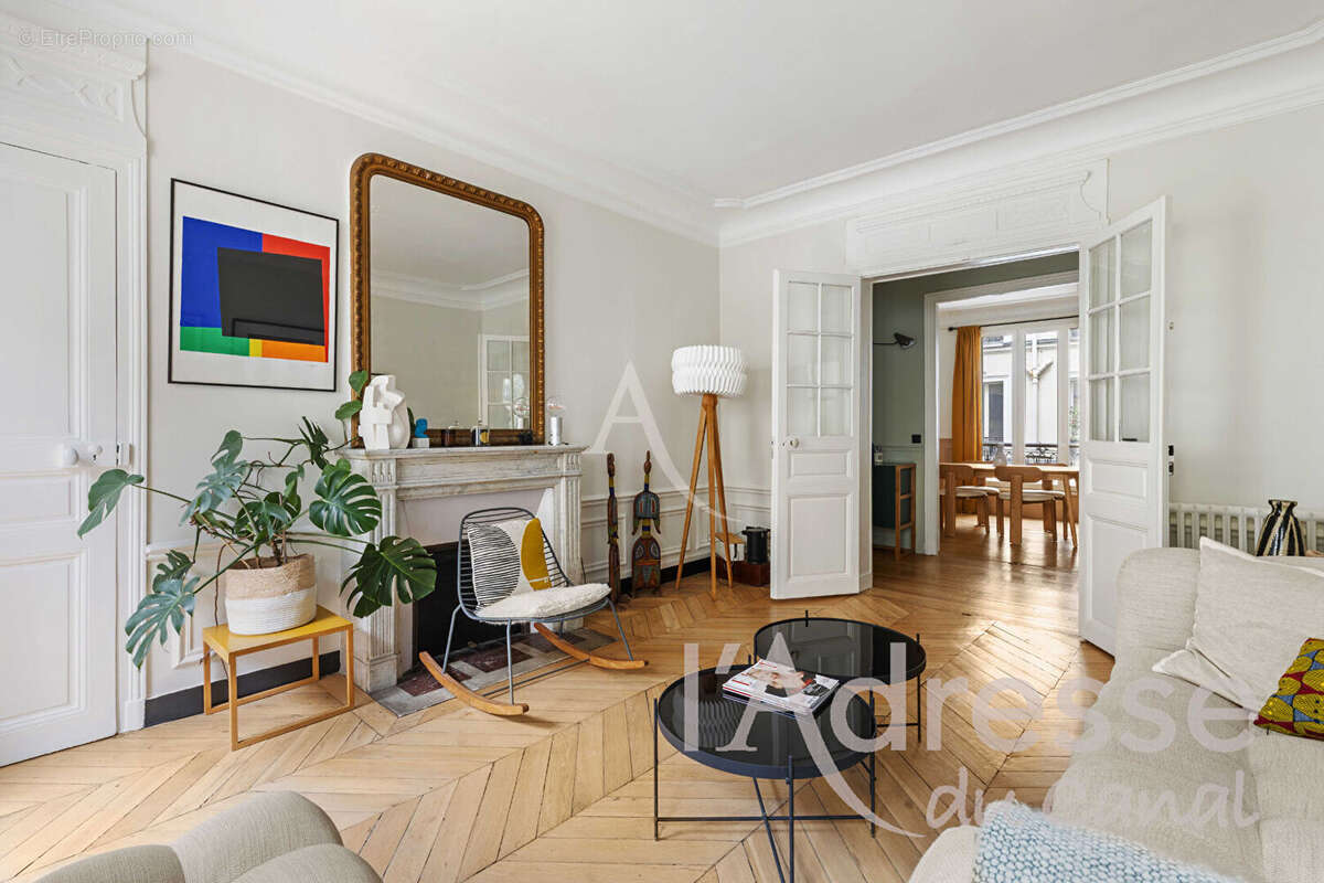 Appartement à PARIS-10E