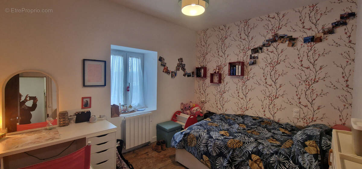 Maison à LA TOUR-DU-PIN