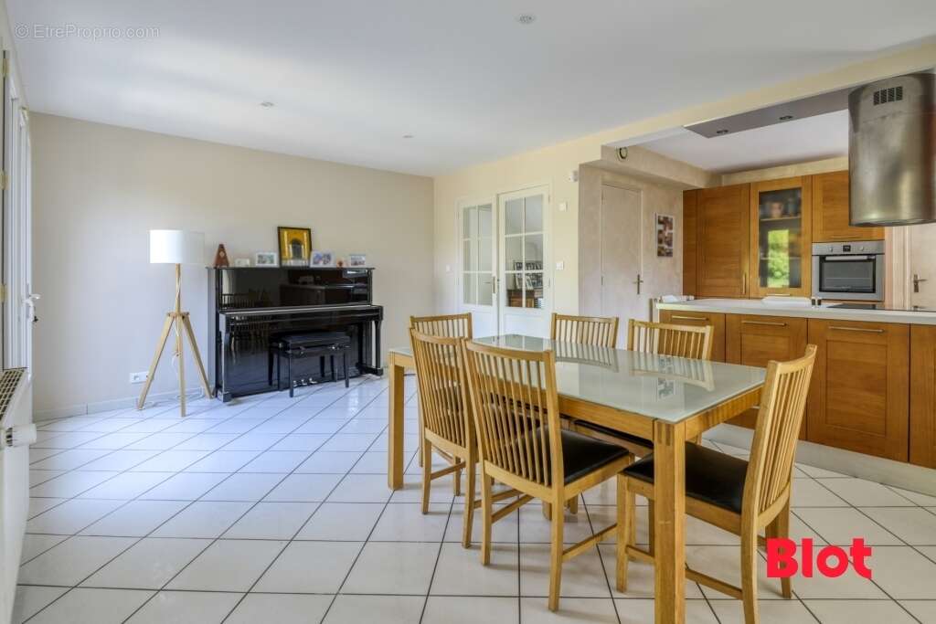 Maison 162 m² à Nantes  - photo 3