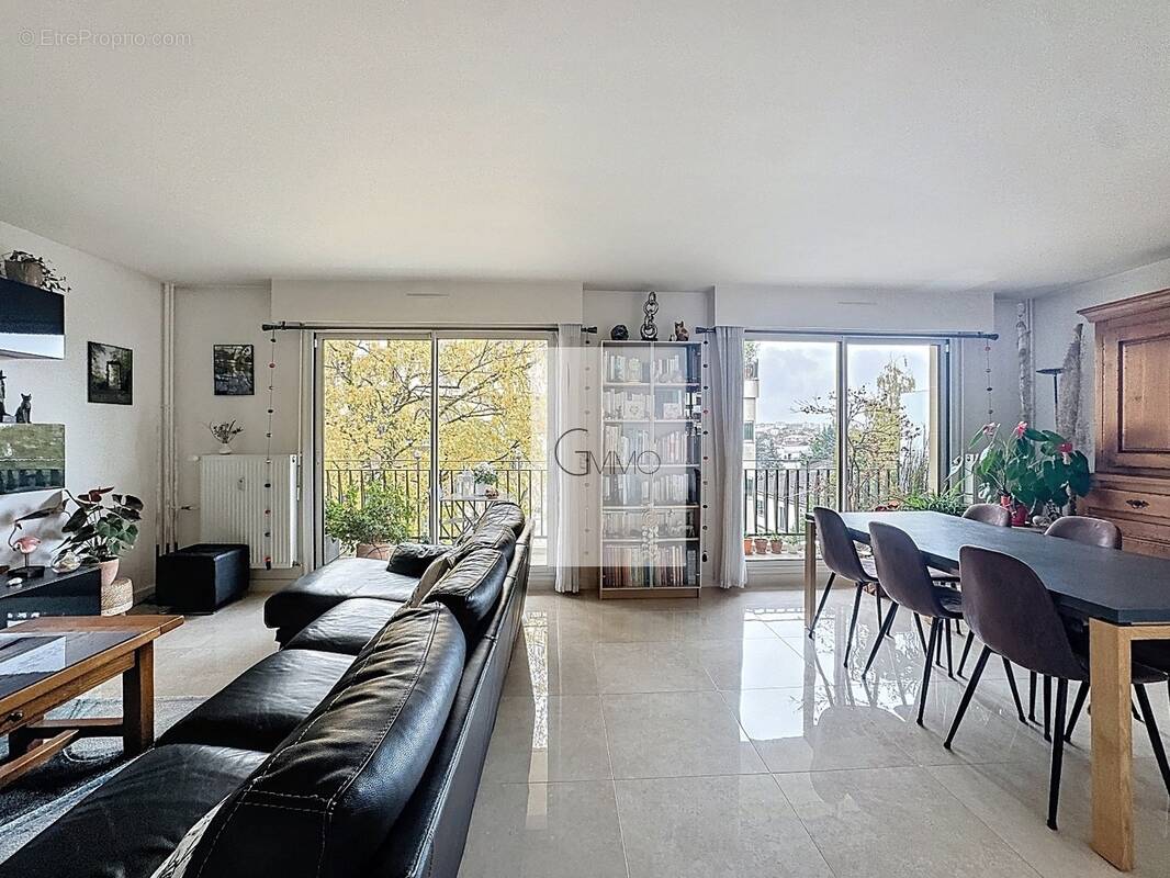 Appartement à L'HAY-LES-ROSES