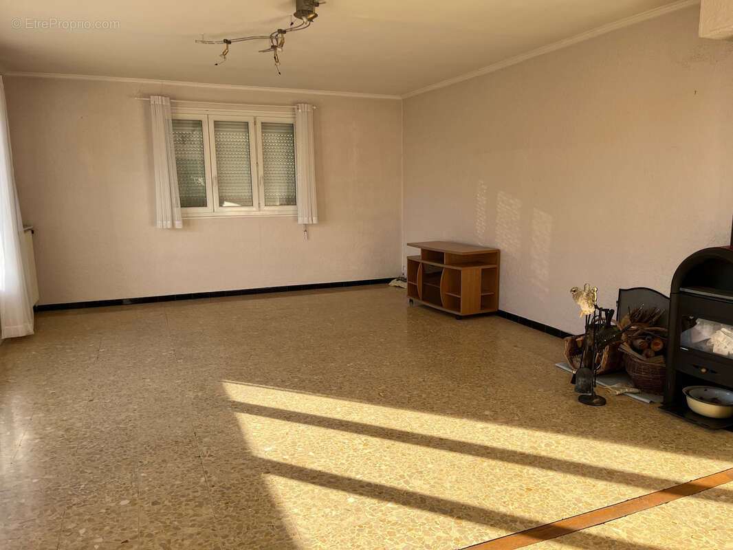 Appartement à SAINT-ANDRE-DE-CORCY