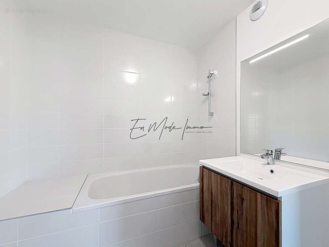 Appartement à BOURGOIN-JALLIEU