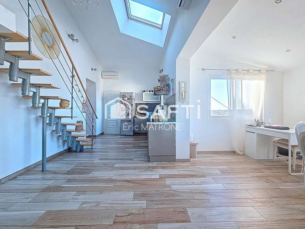 Photo 5 - Maison à MARSEILLE-11E