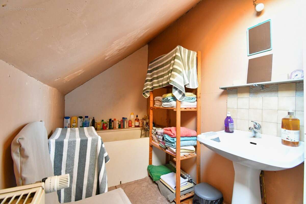 Maison à SAINT-THIBAULT