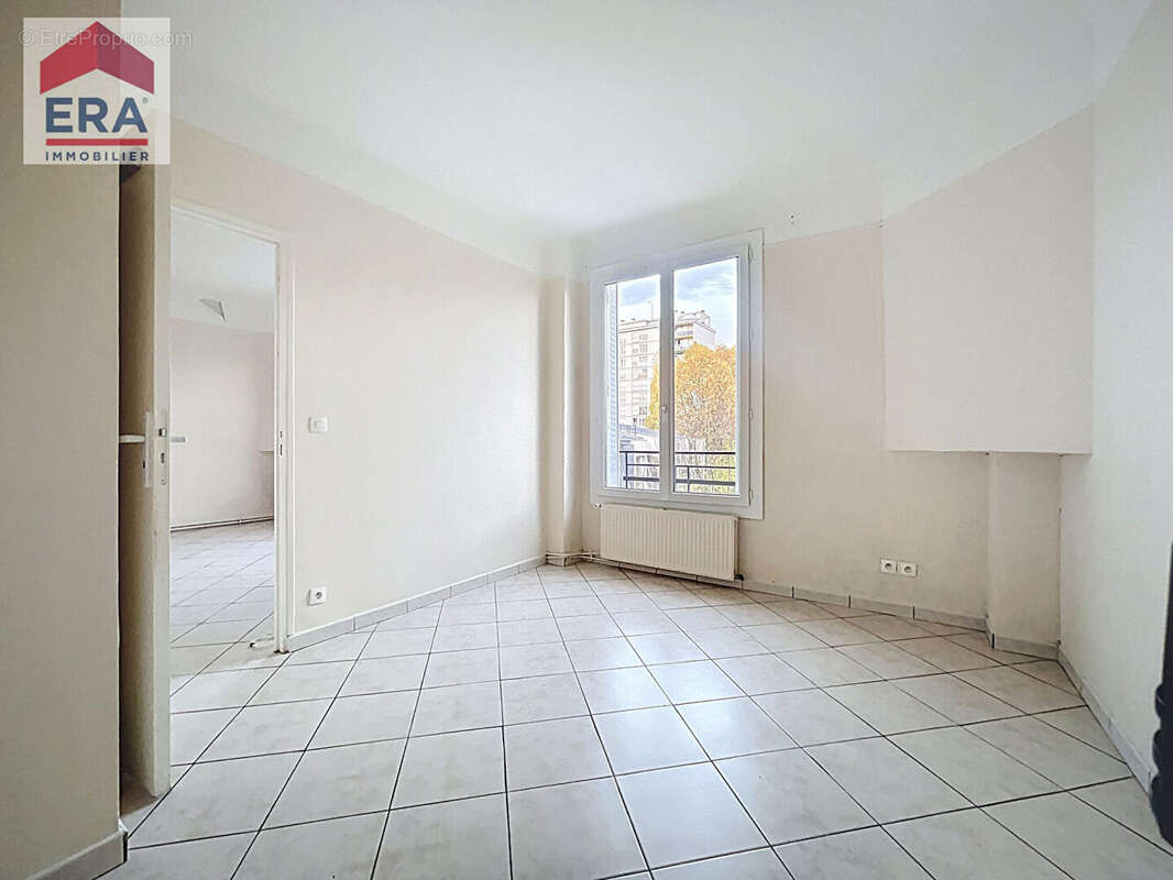 Appartement à IVRY-SUR-SEINE
