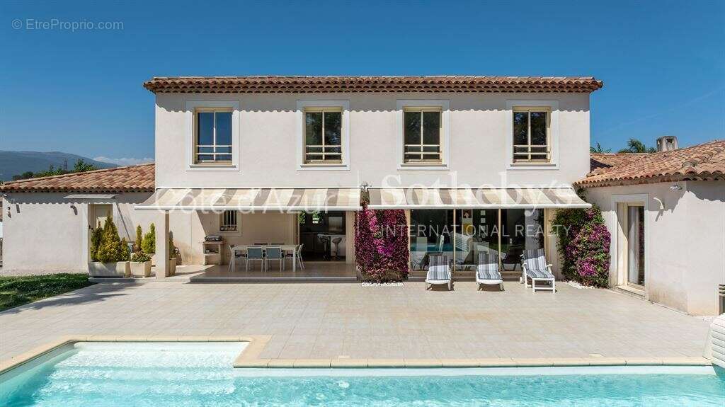 Maison à MOUANS-SARTOUX