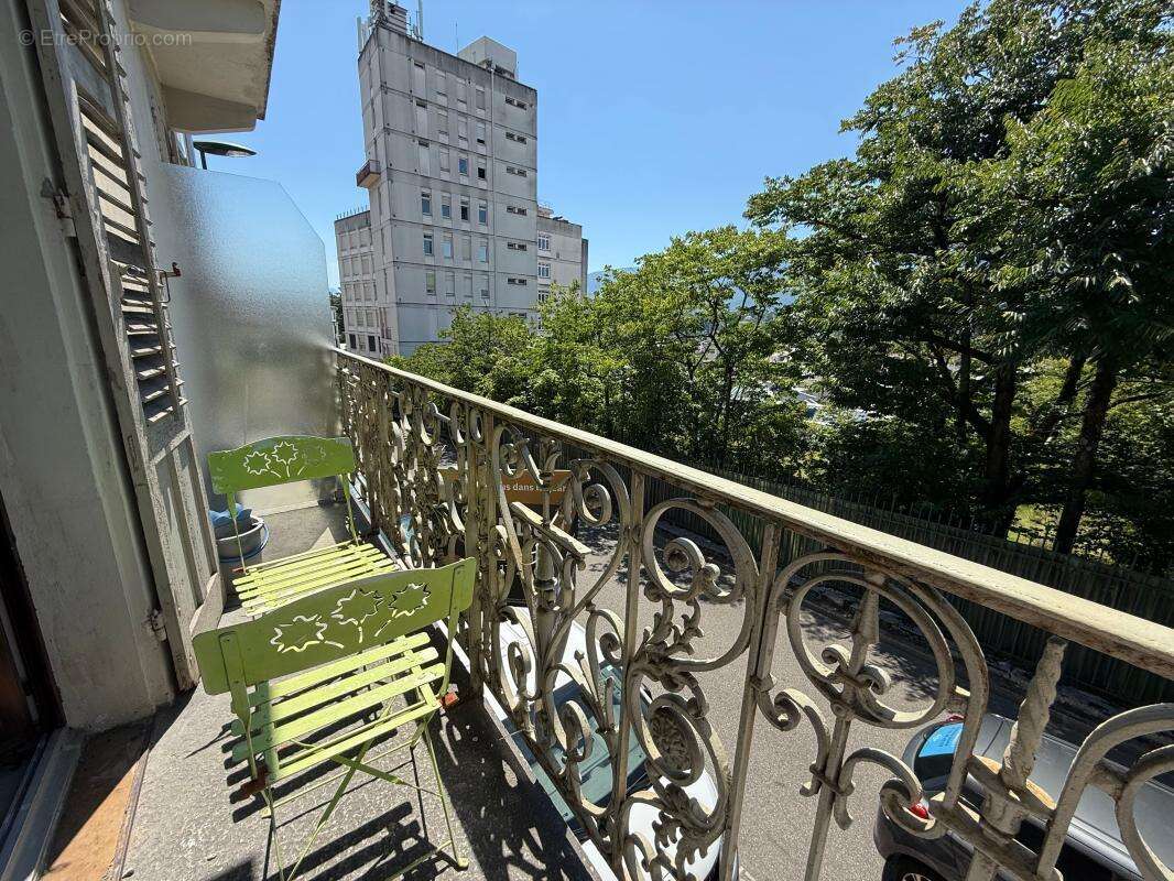 Appartement à AIX-LES-BAINS