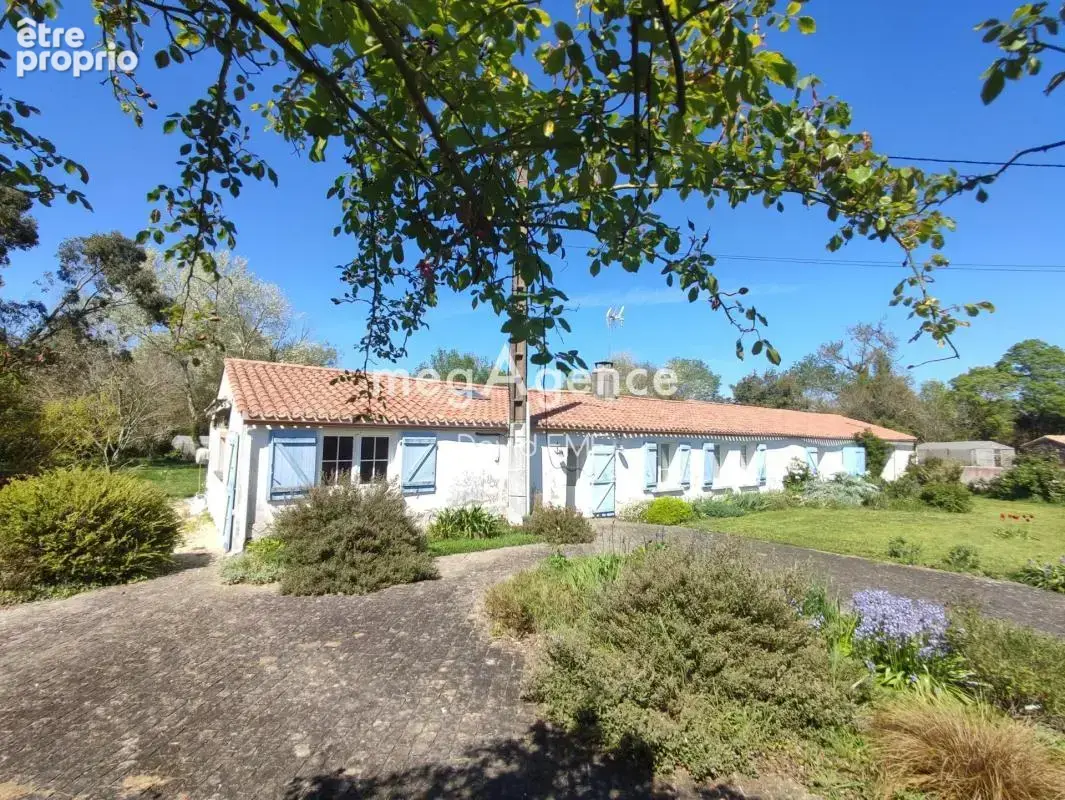 Longère 7 Pièces, 197 m2, 4 chambres, terrain 8000 m2 - photo 13