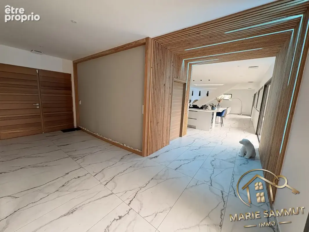 Maison 6 pièces 304 m² à vendre à Assas (34820) - photo 6