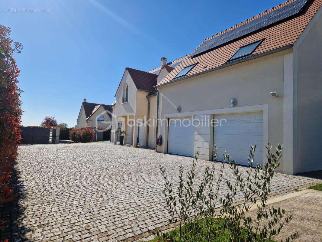 Maison à BUCHELAY