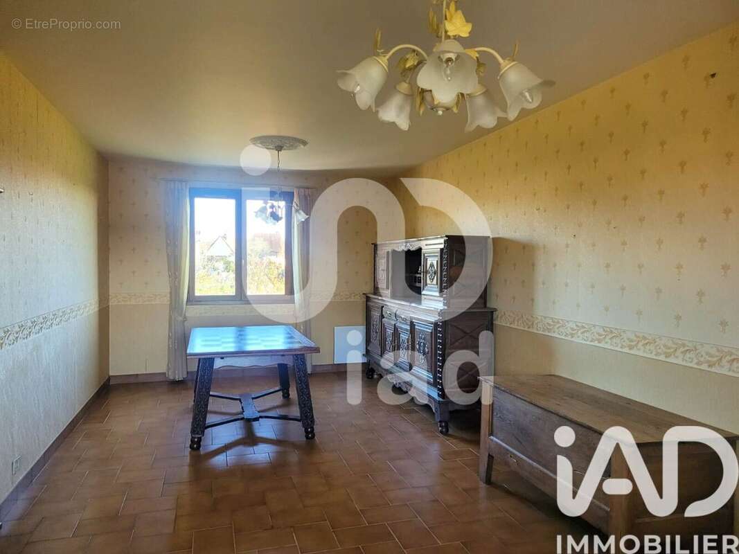 Photo 6 - Maison à ESTIVAREILLES