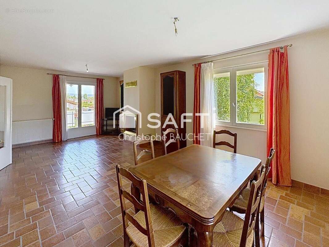 Photo 3 - Maison à PERONNAS
