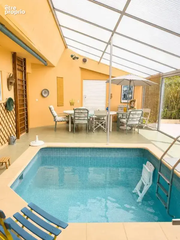 Villa d architecte sur terrain arboré de 1600 m2 avec piscine - photo 2