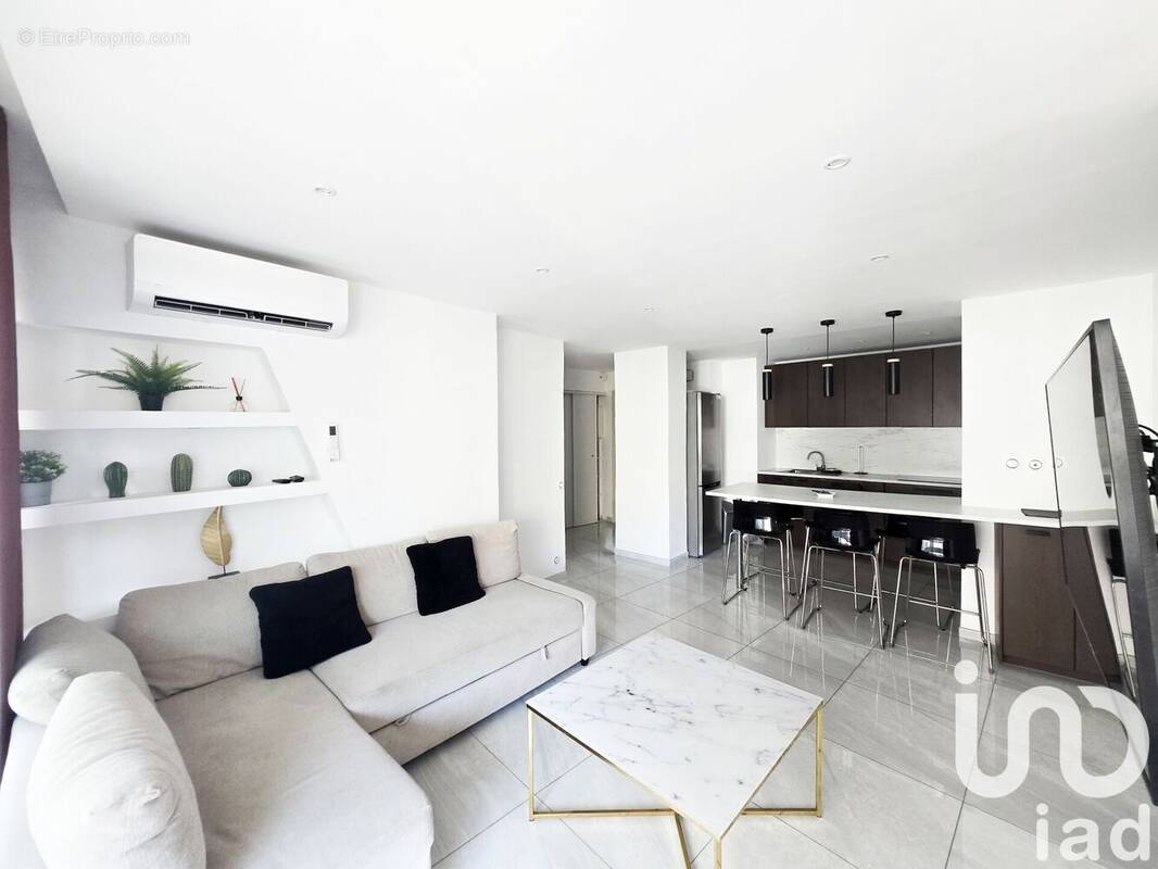 Photo 1 - Appartement à SAINT-RAPHAEL