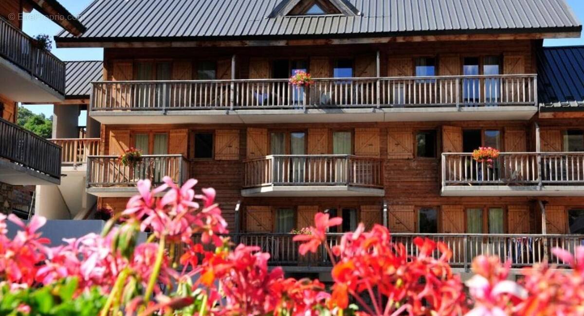 Appartement à SAINT-FRANCOIS-LONGCHAMP