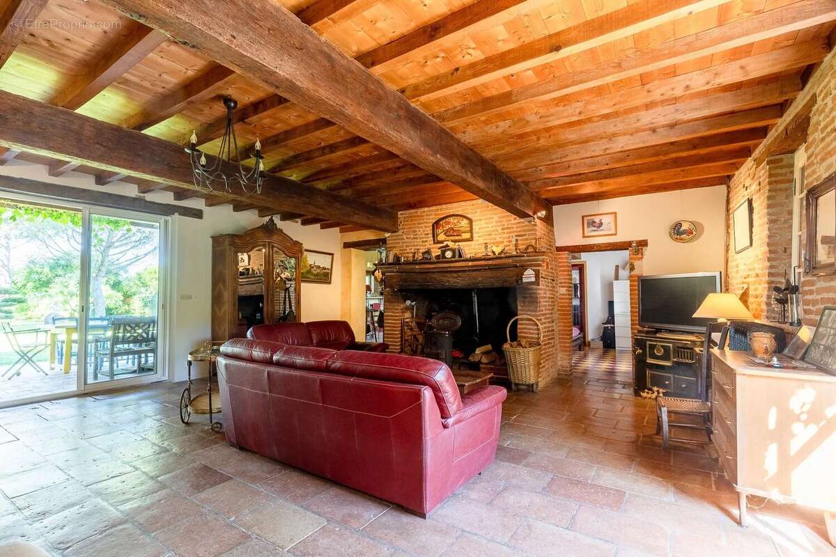 Maison à CASTELMAUROU