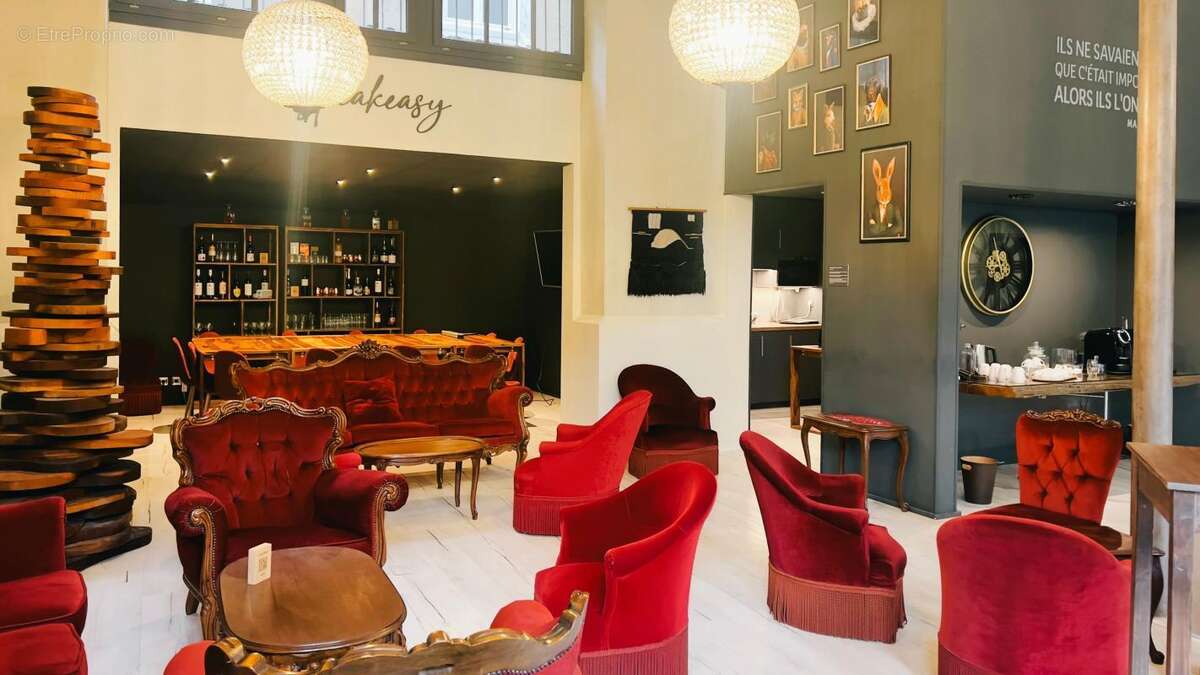 Loft Commercial Atypique et Haut de Gamme – Hyper Centre de Pau - 130M² - photo 12