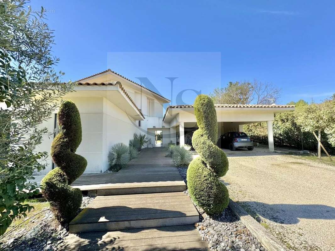 Maison à AIX-EN-PROVENCE