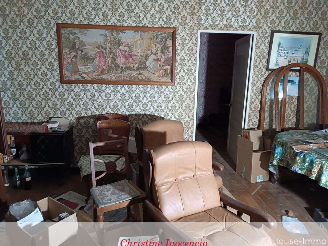 Maison 165 m² à Belluire  - photo 32