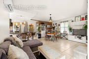 Appartement à MOUANS-SARTOUX
