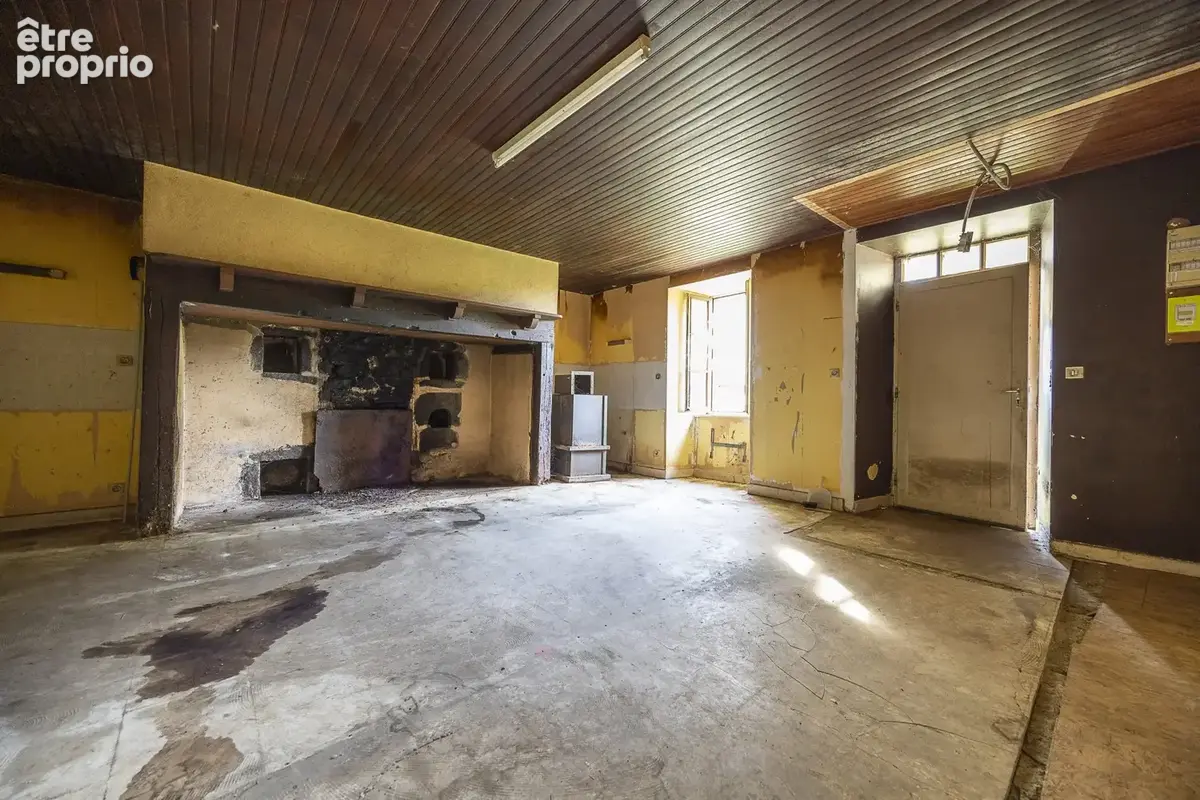Maison 5 pièces 85 m² à vendre à Pleaux (15700) - photo 5