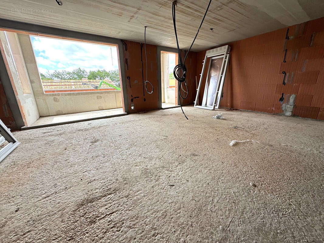 Appartement à MONTRABE