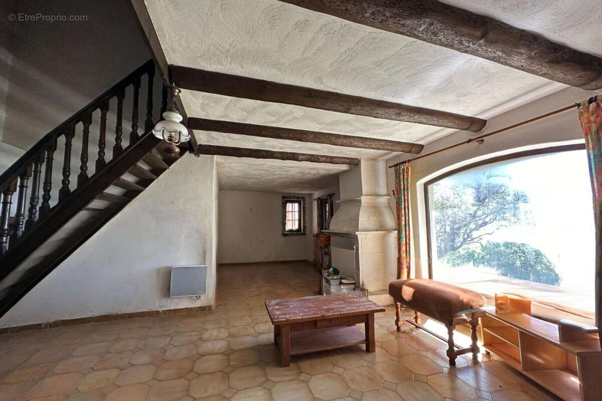 Maison à SAUSSET-LES-PINS