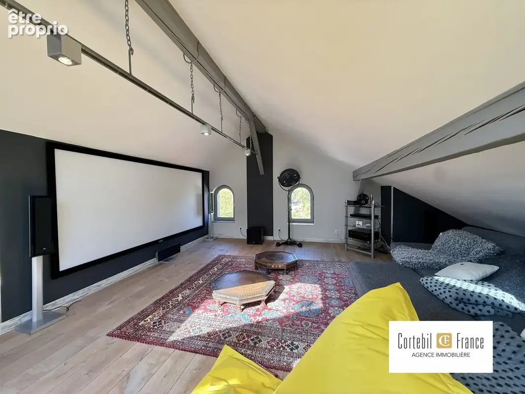 Maison 14 pièces 440 m² à vendre à Arthaz-Pont-Notre-Dame (74380) - photo 5