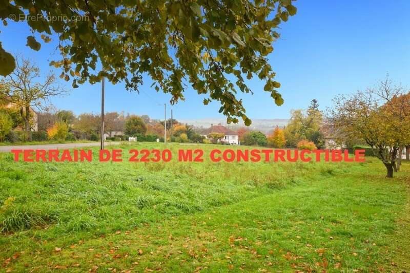 Terrain à SAINT-LEGER-SUR-DHEUNE