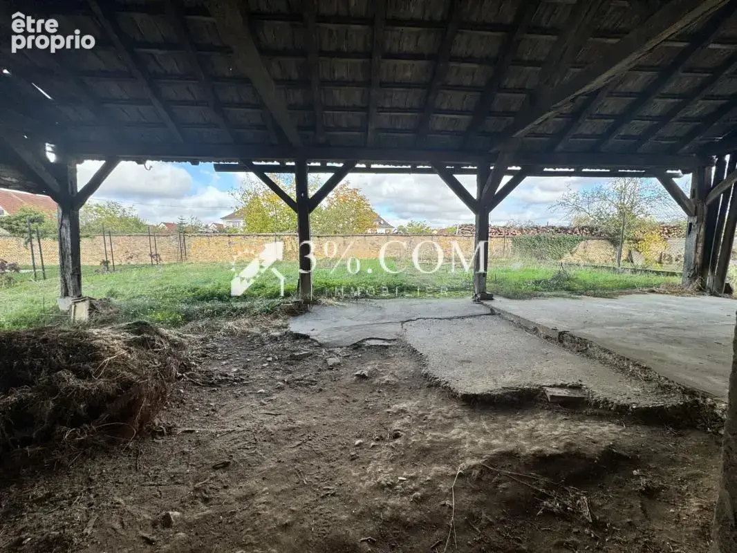 3%COM Maison (139 m2)  à rénover  avec 300m2 de dépendances - photo 16