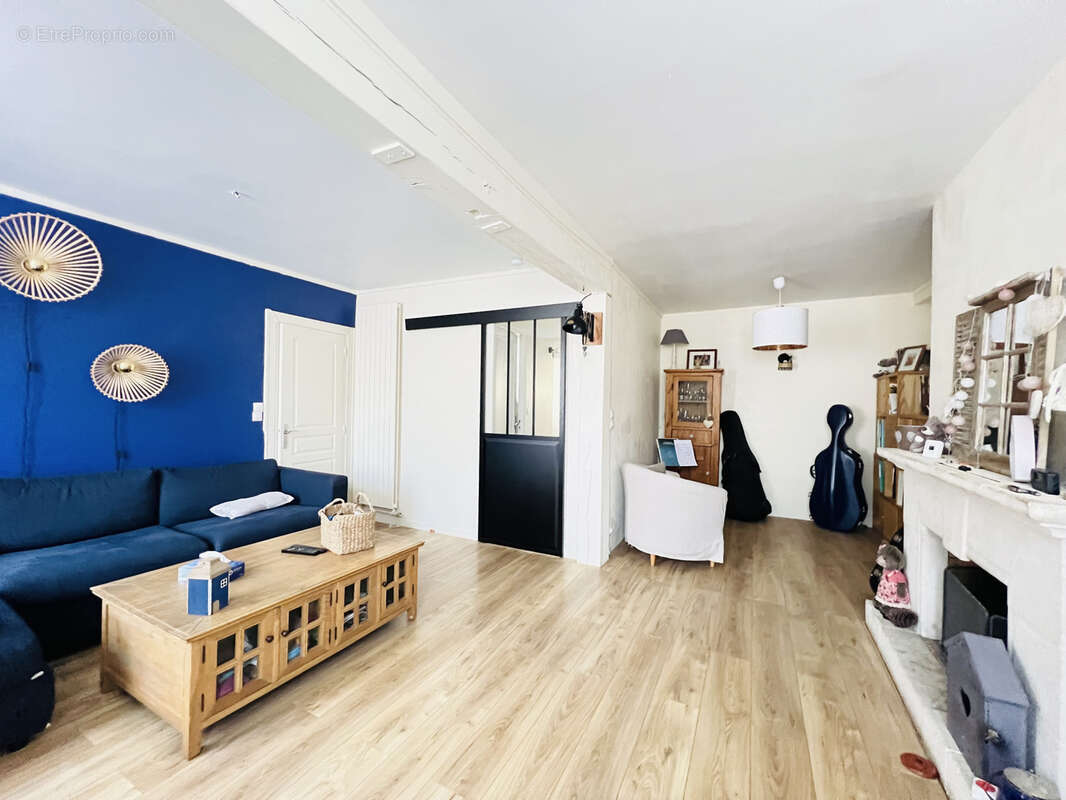 Maison à AUNAY-SOUS-AUNEAU